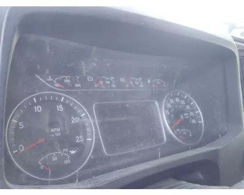 INTERNATIONAL LT GAUGE CLUSTER