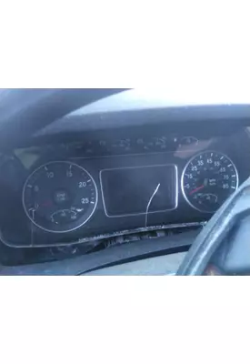 INTERNATIONAL LT GAUGE CLUSTER