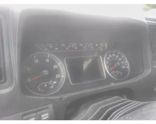 INTERNATIONAL LT GAUGE CLUSTER