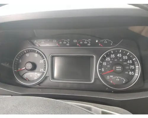 INTERNATIONAL LT GAUGE CLUSTER