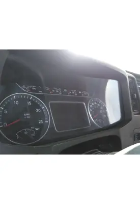 INTERNATIONAL LT GAUGE CLUSTER