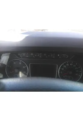 INTERNATIONAL LT GAUGE CLUSTER