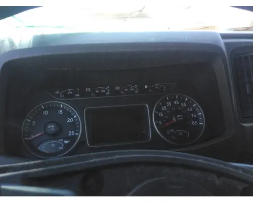 INTERNATIONAL LT GAUGE CLUSTER