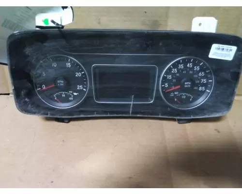 INTERNATIONAL LT GAUGE CLUSTER