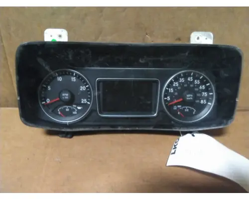 INTERNATIONAL LT GAUGE CLUSTER