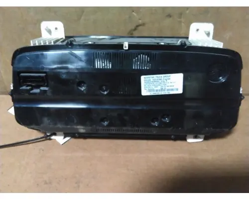 INTERNATIONAL LT GAUGE CLUSTER