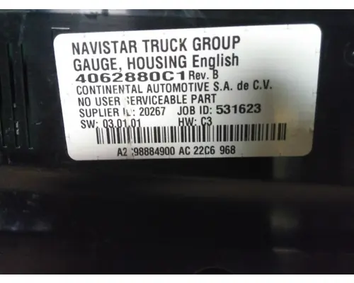 INTERNATIONAL LT GAUGE CLUSTER