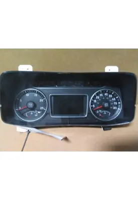 INTERNATIONAL LT GAUGE CLUSTER
