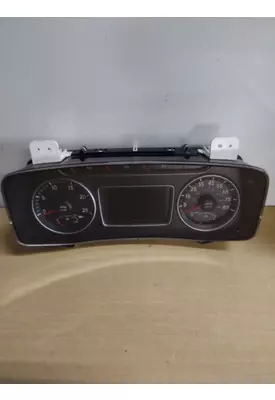 INTERNATIONAL LT GAUGE CLUSTER