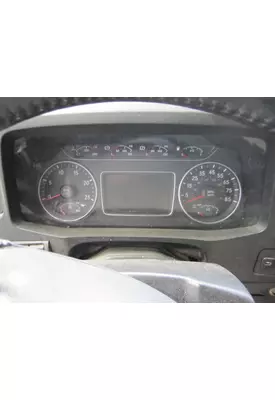 INTERNATIONAL LT GAUGE CLUSTER