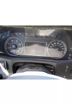 INTERNATIONAL LT GAUGE CLUSTER