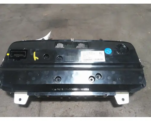 INTERNATIONAL LT GAUGE CLUSTER