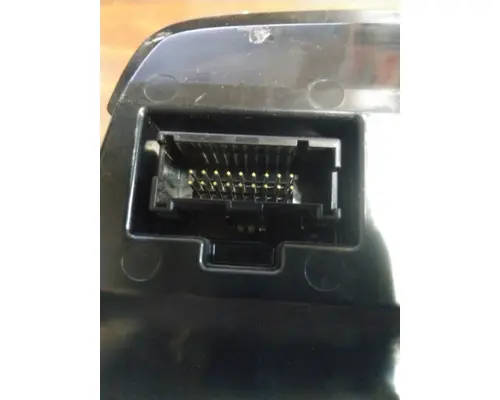 INTERNATIONAL LT GAUGE CLUSTER