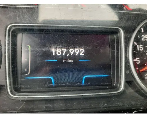 INTERNATIONAL LT GAUGE CLUSTER