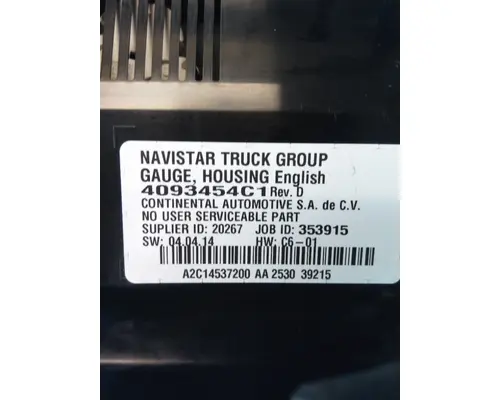 INTERNATIONAL LT GAUGE CLUSTER