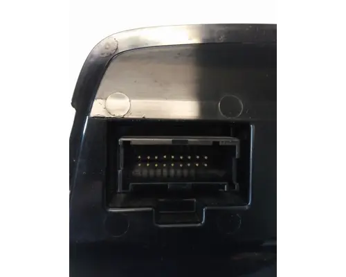 INTERNATIONAL LT GAUGE CLUSTER