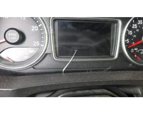 INTERNATIONAL LT GAUGE CLUSTER
