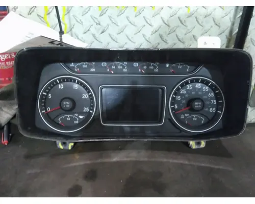 INTERNATIONAL LT GAUGE CLUSTER