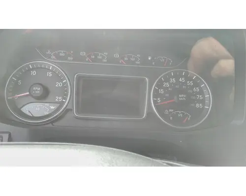 INTERNATIONAL LT GAUGE CLUSTER