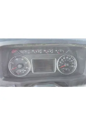 INTERNATIONAL LT GAUGE CLUSTER