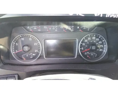 INTERNATIONAL LT GAUGE CLUSTER