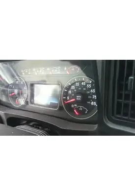 INTERNATIONAL LT GAUGE CLUSTER