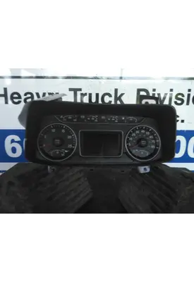 INTERNATIONAL LT GAUGE CLUSTER