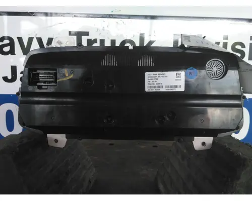 INTERNATIONAL LT GAUGE CLUSTER