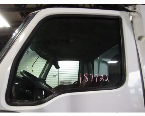 INTERNATIONAL LT GLASS, DOOR, FRONT