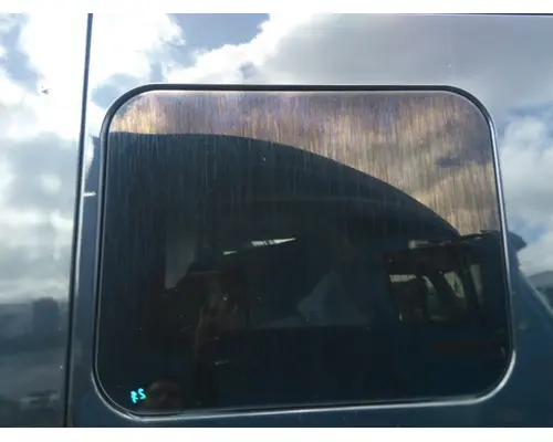 INTERNATIONAL LT GLASS, SLEEPER