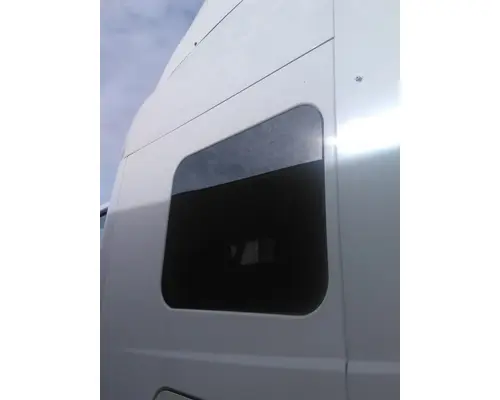 INTERNATIONAL LT GLASS, SLEEPER