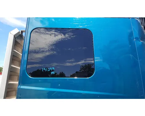 INTERNATIONAL LT GLASS, SLEEPER