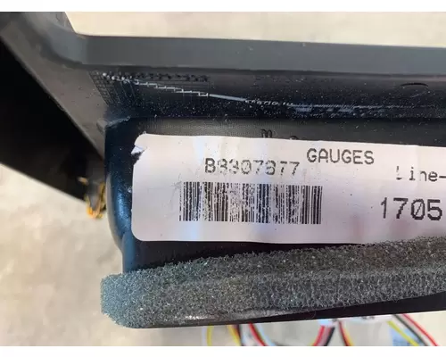 INTERNATIONAL LT Gauges (all)