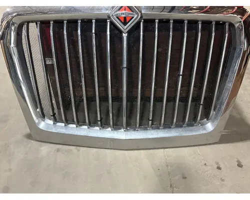 INTERNATIONAL LT Grille