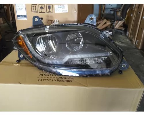 INTERNATIONAL LT HEADLAMP ASSEMBLY