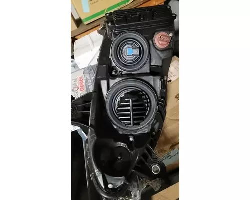 INTERNATIONAL LT HEADLAMP ASSEMBLY