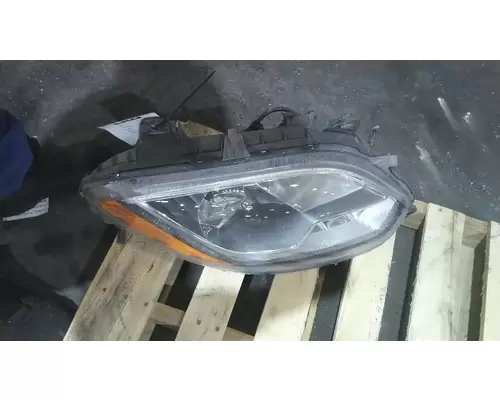 INTERNATIONAL LT HEADLAMP ASSEMBLY