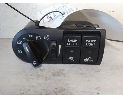 INTERNATIONAL LT HEADLAMP SWITCH