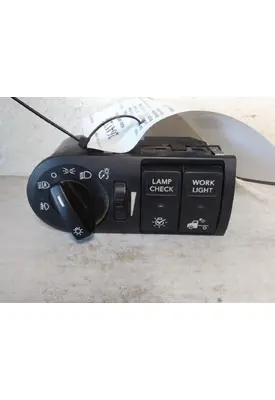 INTERNATIONAL LT HEADLAMP SWITCH
