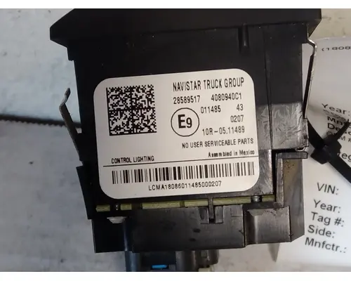 INTERNATIONAL LT HEADLAMP SWITCH