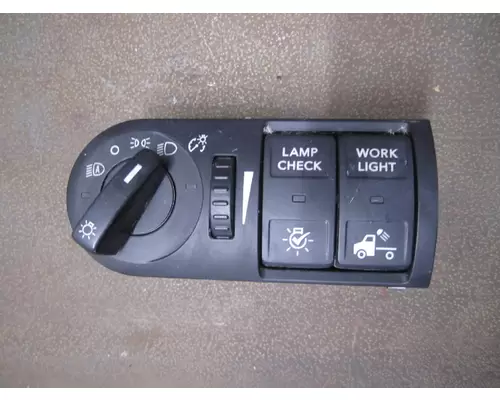 INTERNATIONAL LT HEADLAMP SWITCH