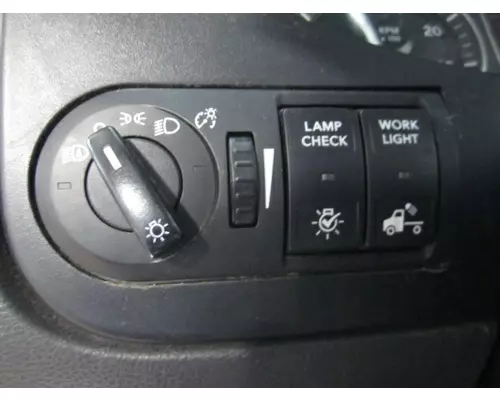 INTERNATIONAL LT HEADLAMP SWITCH