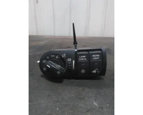 INTERNATIONAL LT HEADLAMP SWITCH