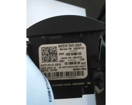 INTERNATIONAL LT HEADLAMP SWITCH