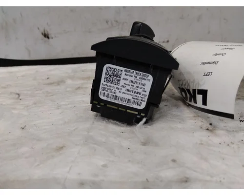 INTERNATIONAL LT HEADLAMP SWITCH