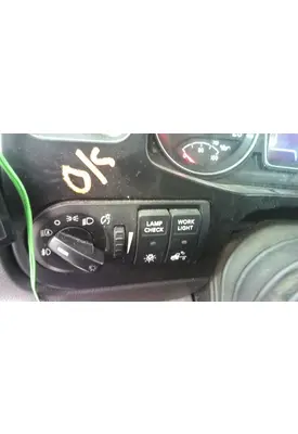 INTERNATIONAL LT HEADLAMP SWITCH