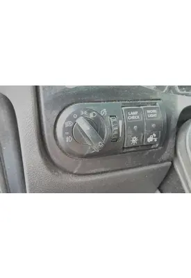 INTERNATIONAL LT HEADLAMP SWITCH