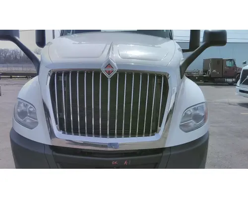 INTERNATIONAL LT HOOD