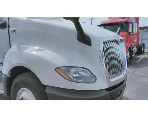 INTERNATIONAL LT HOOD