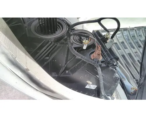 INTERNATIONAL LT HOOD